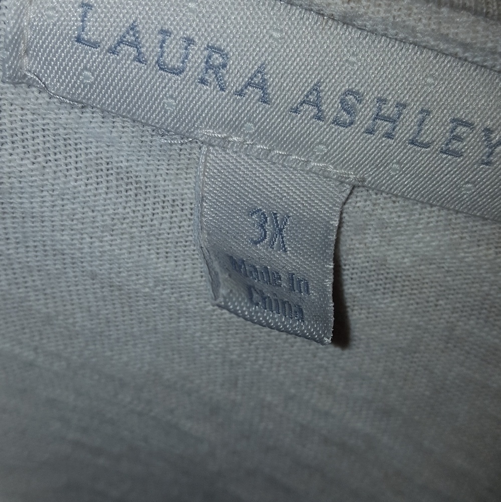 Laura Ashley top - Picture 2 of 2